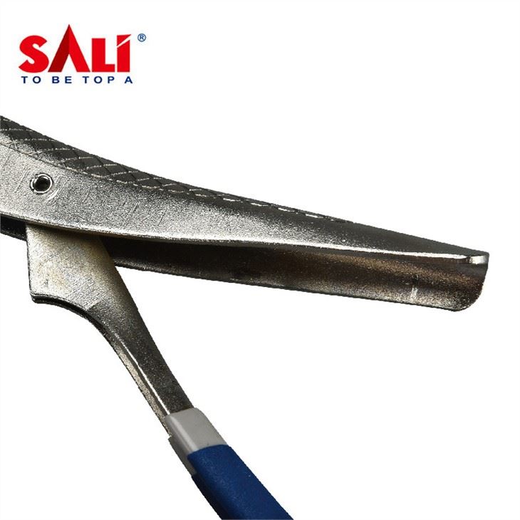 locking pliers  (4)